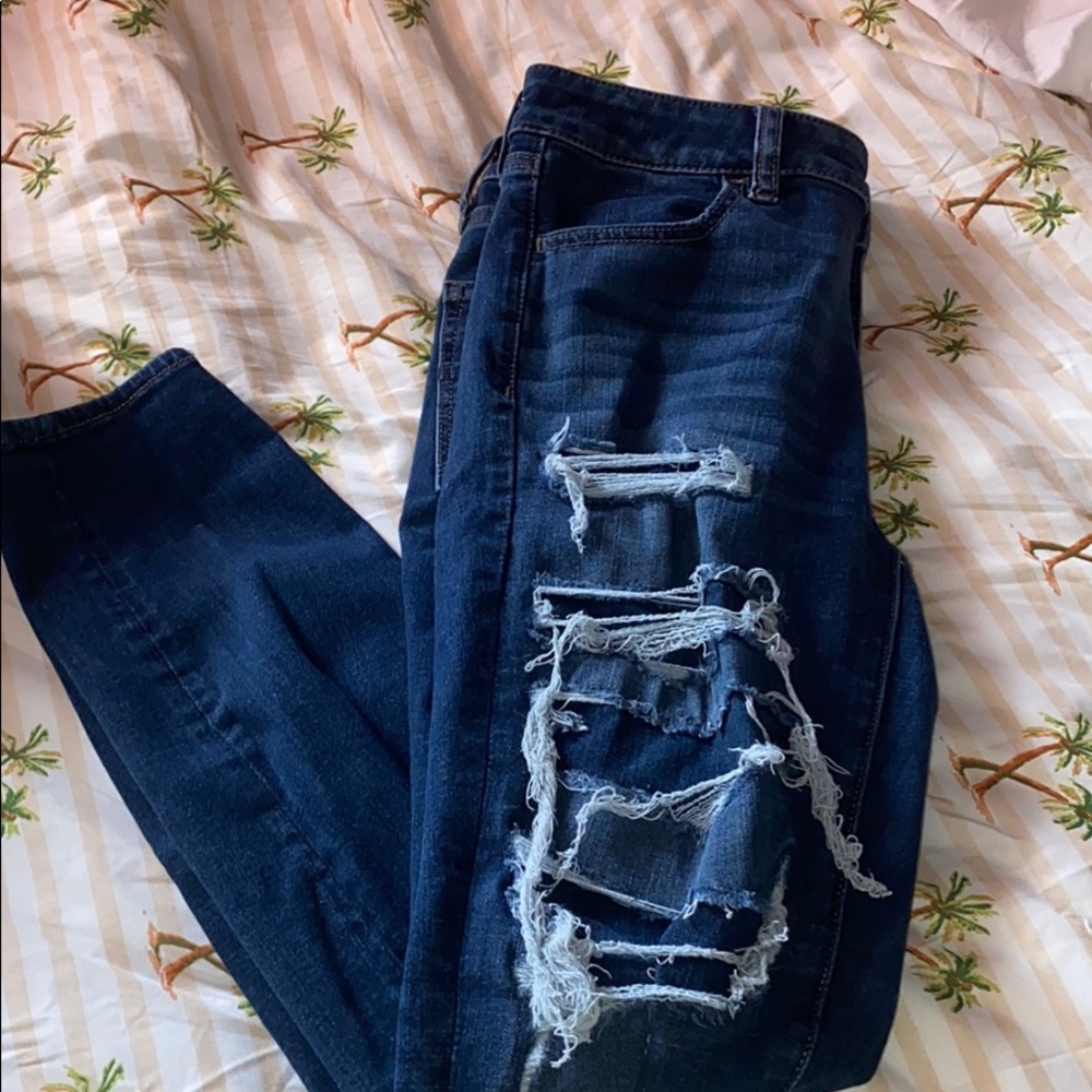American Eagle Jeans. NO PILLING! Sz 8 short.